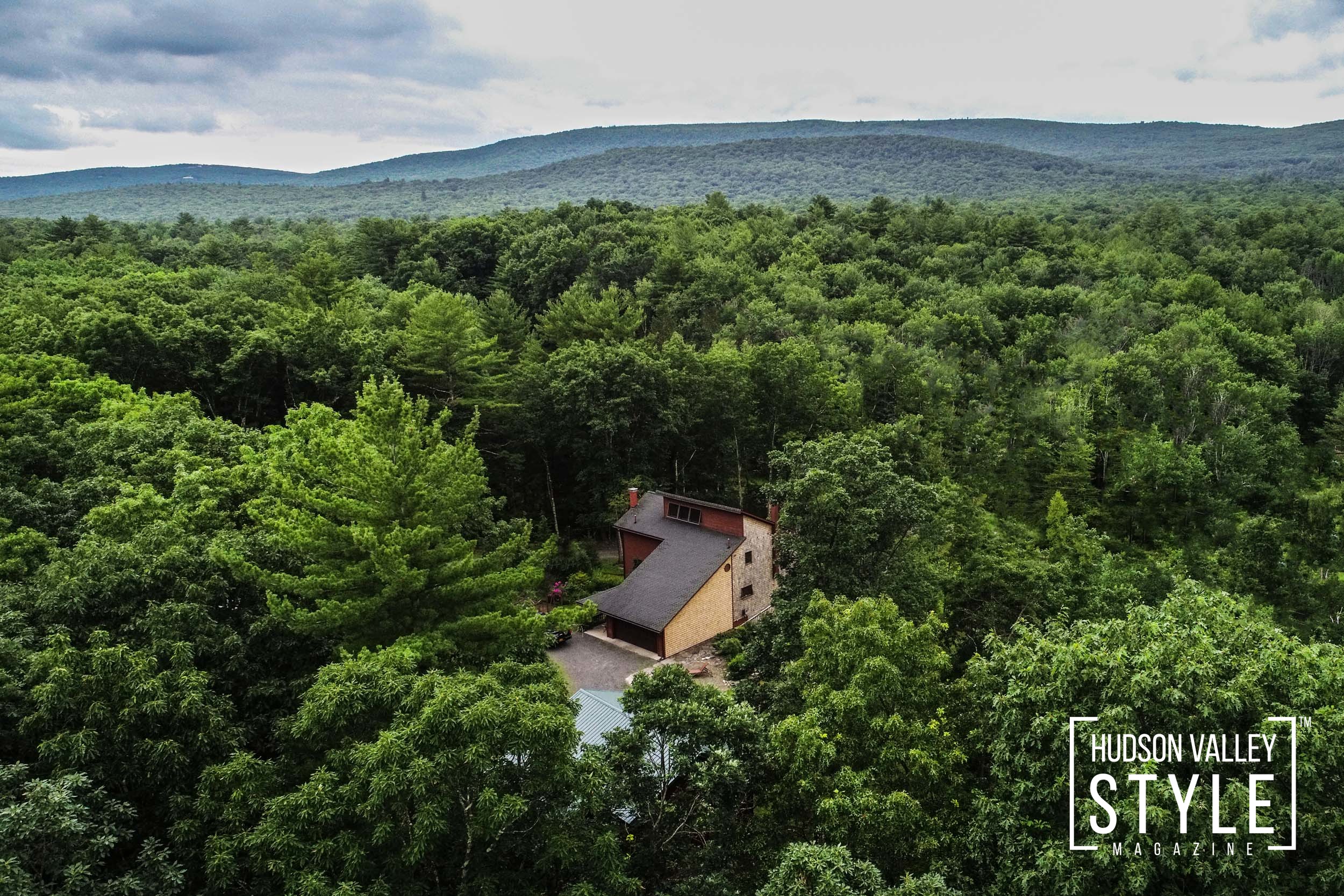 Villa Ashokan - Catskills - Take Me There! Story and Photography by Maxwell Alexander, Editor-in-Chief, Hudson Valley Style Magazine