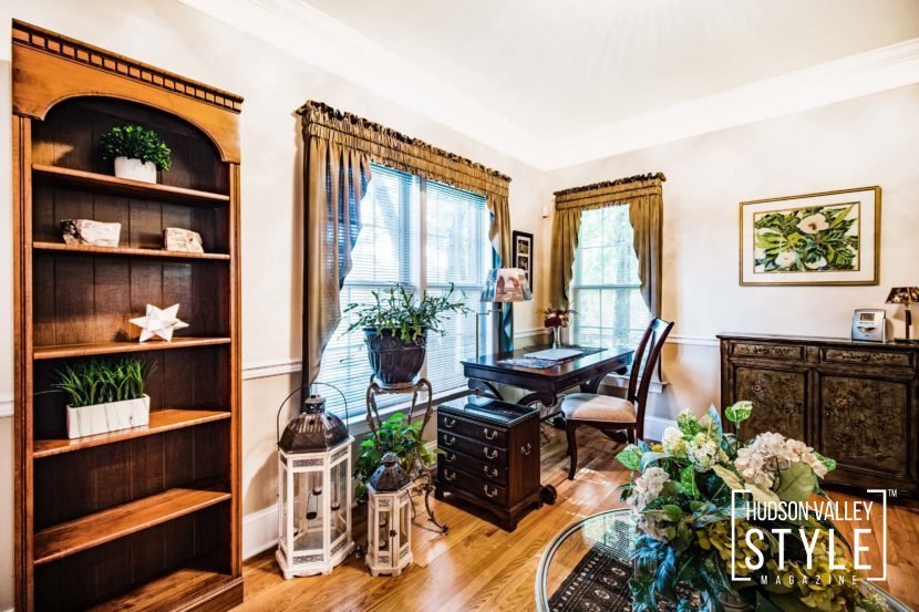 Contemporary Colonial Luxury Home in Poughkeepsie, New York