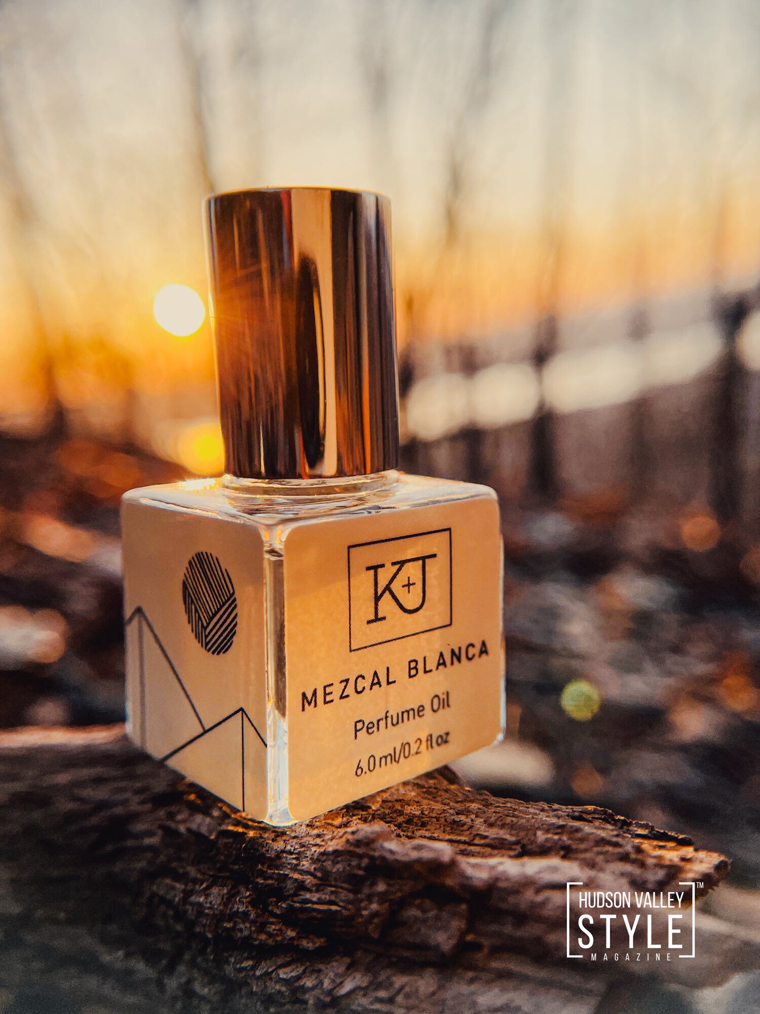 Journey into the agave fields of Mexico with Eau de Mezcal – fragrance inspired by the world’s most enrapturing spirit – Shop now at kellyandjones.com