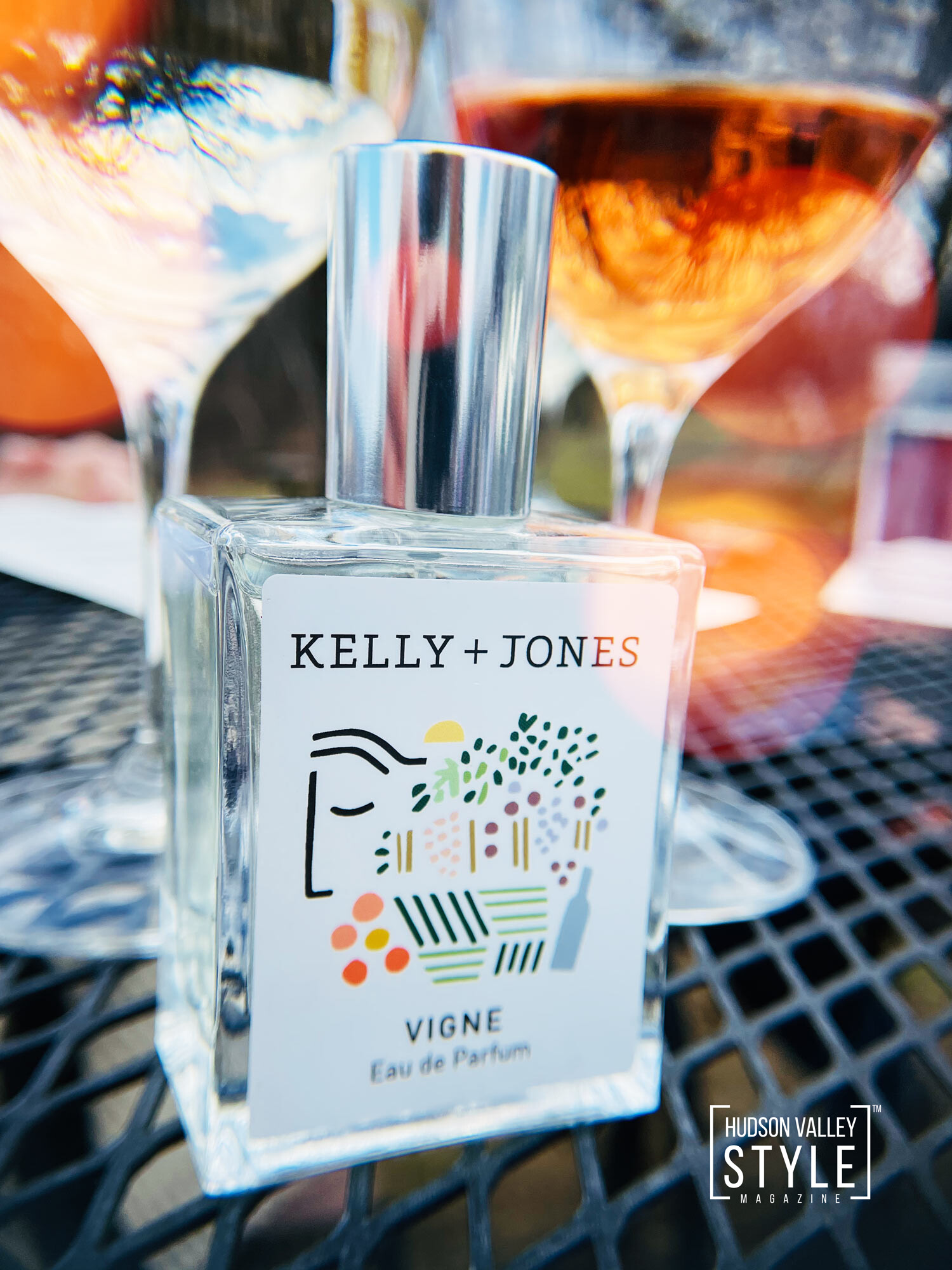 Health and Beauty – Celebrities and Perfumes – Kelly and Jones Perfumes – Photography by Maxwell Alexander / Duncan Avenue Studios