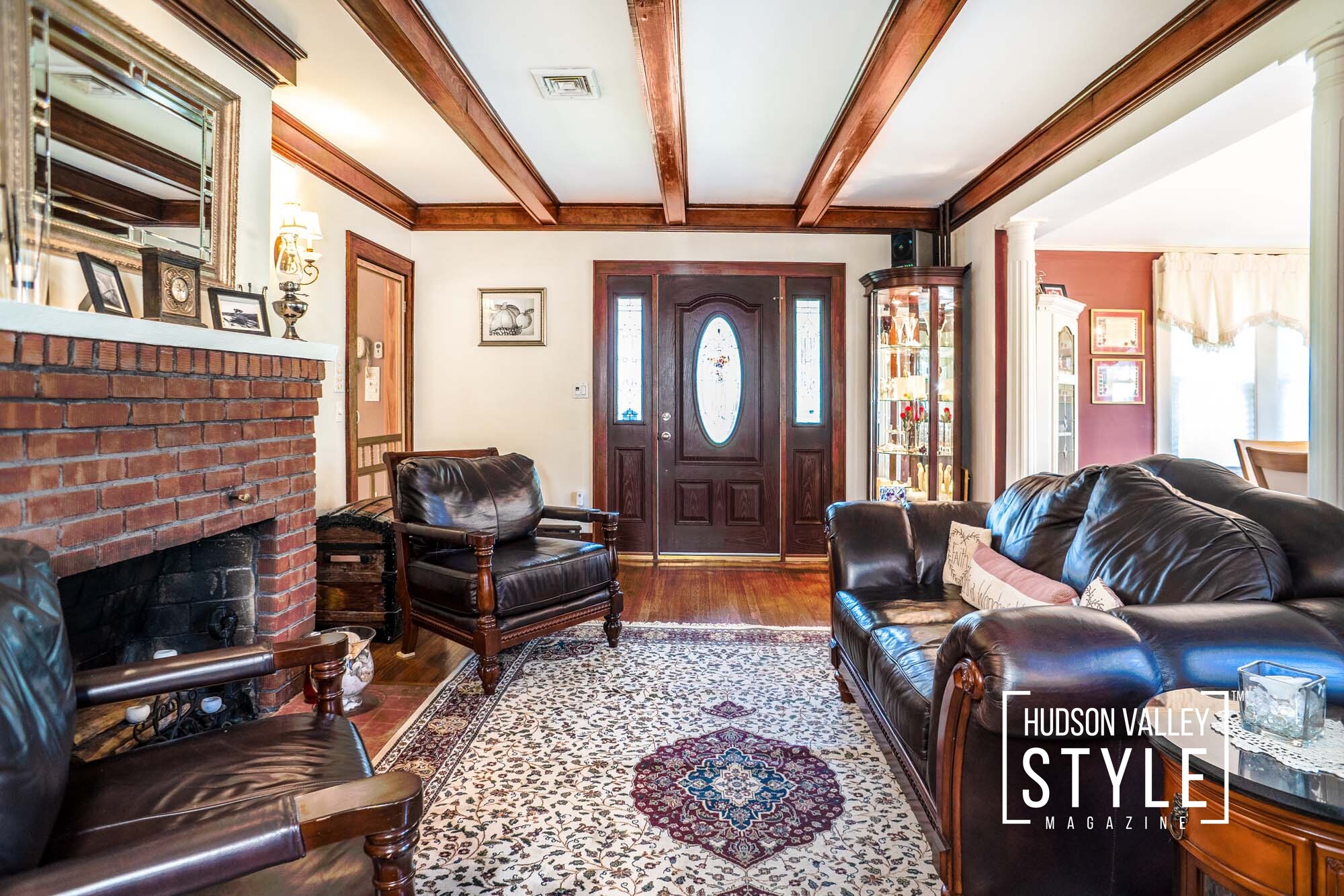 Beautiful and Cozy Hudson Valley Home for Sale by Owner just a Block away from the Hudson River and Chelsea, NY Yacht Club – Real Estate Photography by Duncan Avenue 