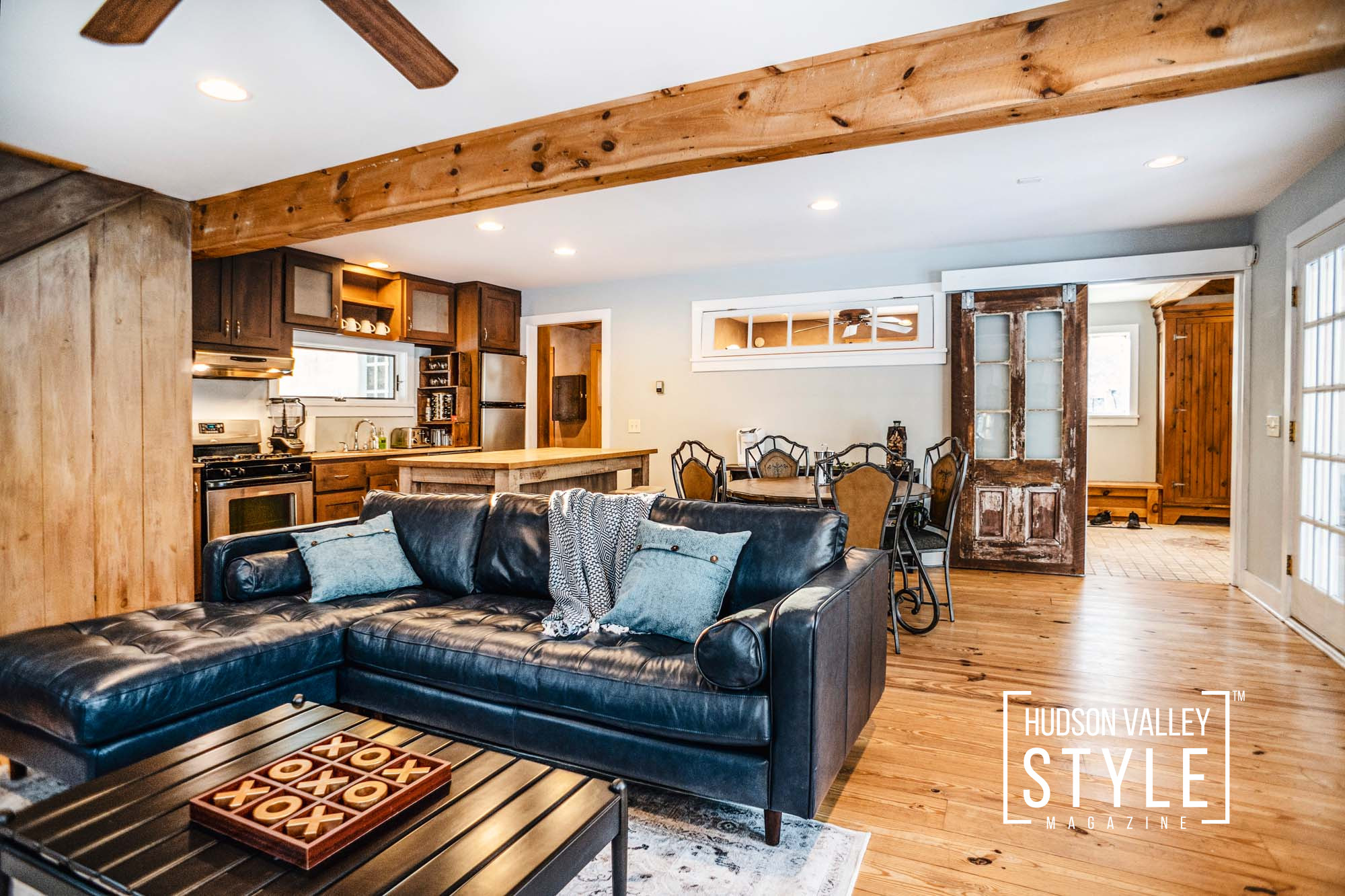 Hudson Valley Getaway – Rustic Cabin in the Shawangunk Mountains | Hudson Valley Style Magazine Airbnb Tour | Photography by ALLUVION Real Estate