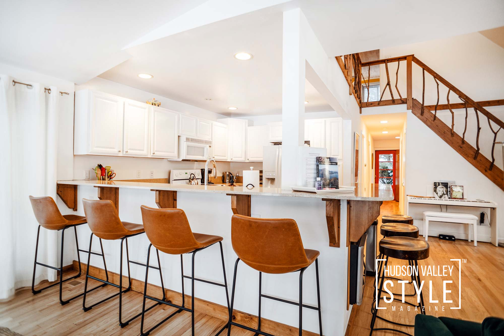 Spend a Weekend away from the City in the Beautiful Pinebush Lake House Spend a Weekend away from the City in the Beautiful Pinebush Lake House – Airbnb / VRBO Photography by Alluvion Real Estate – Maxwell Alexander – Duncan Avenue Studios