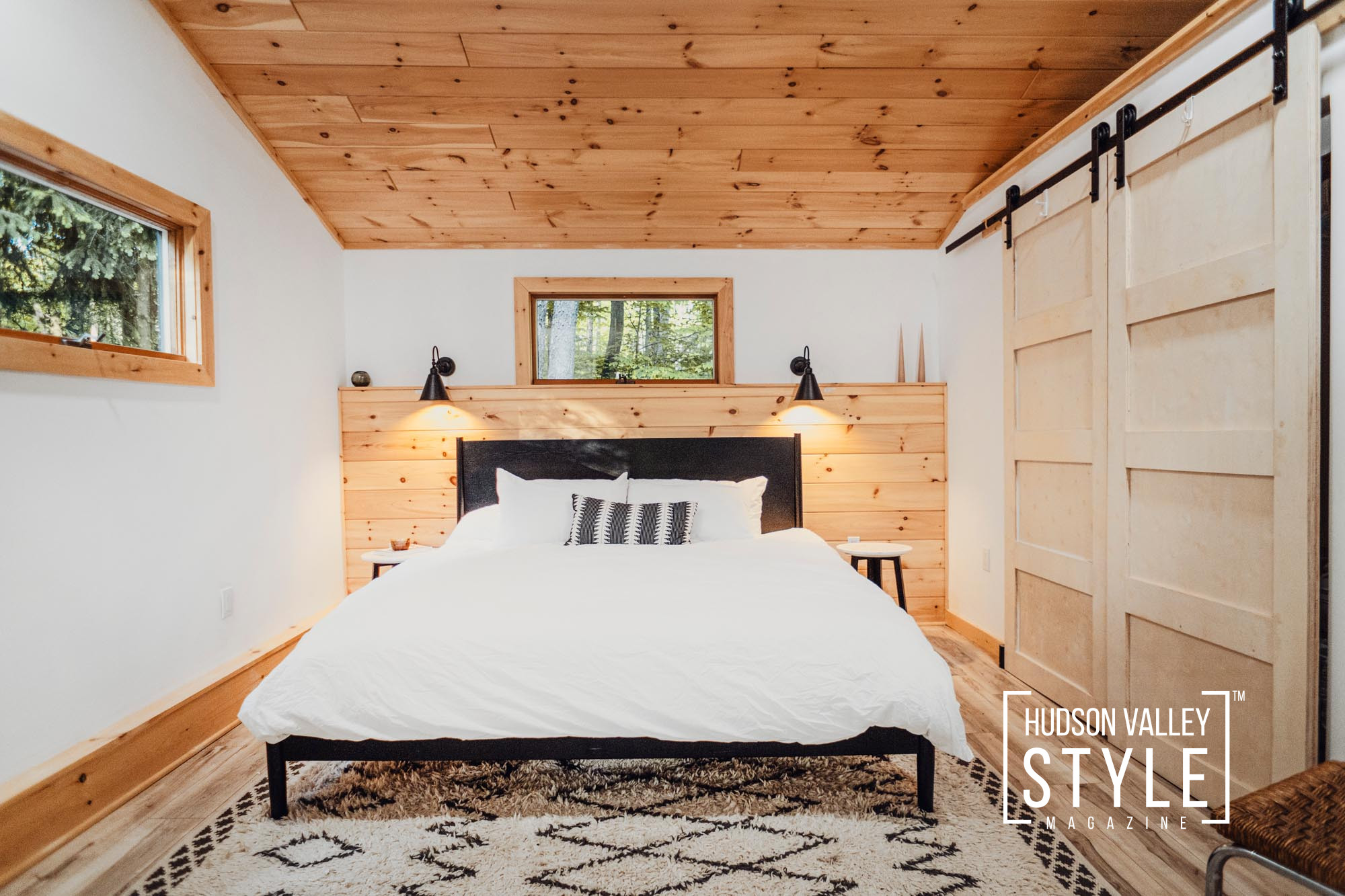 Discover a Cozy Modern Rustic Airbnb Cabin With Stunning Views of the Catskill Mountains – Presented by Alluvion Vacations – Airbnb Photography by Maxwell Alexander / Alluvion Media