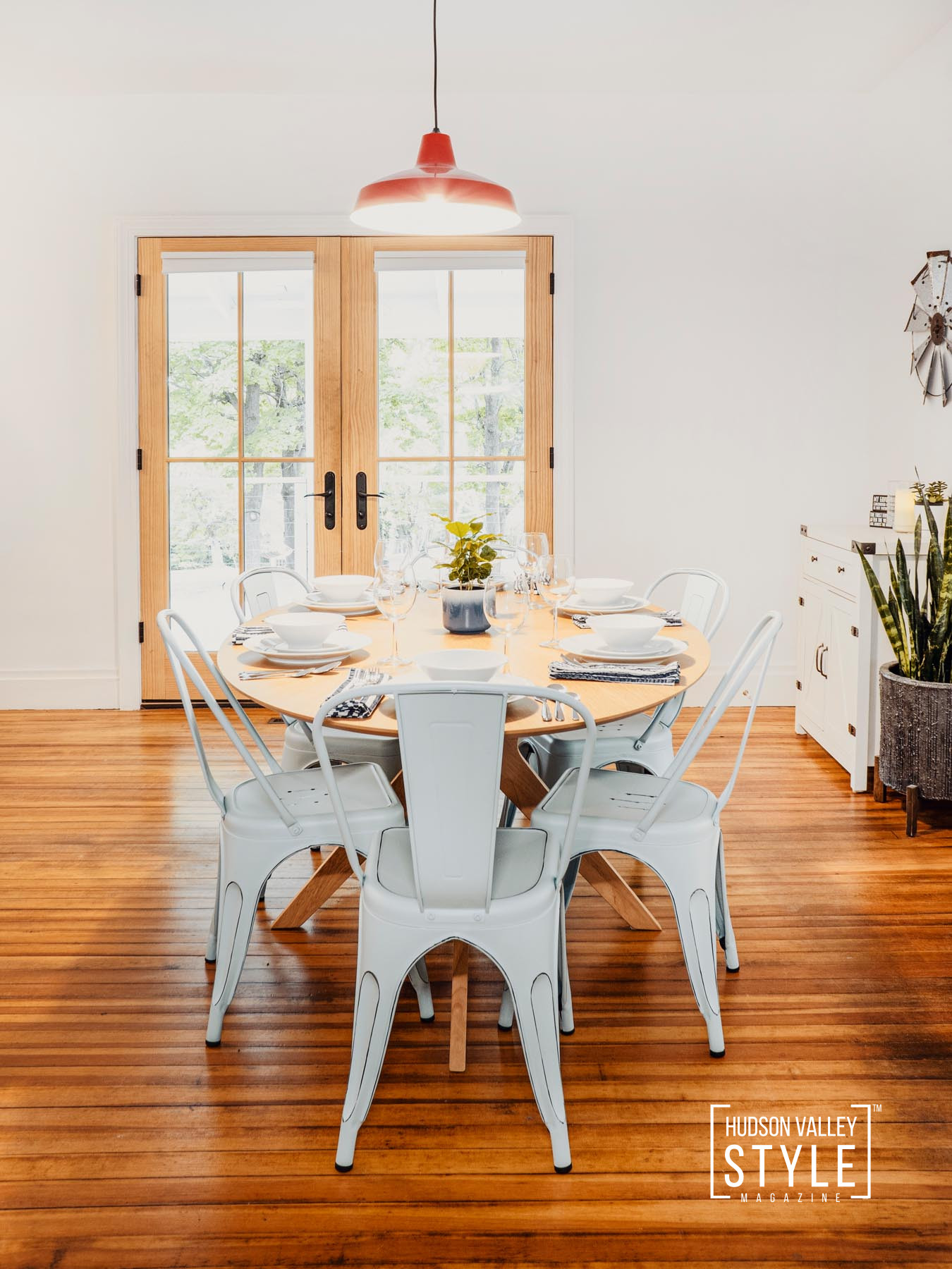 Take a Photo Tour of the 1850 Catkill Mountains Airbnb Farmhouse in East Durham – Upstate NY Vacation Rental Photography by Alluvion Media / Travel Photographer Maxwell Alexander – Hudson Valley and Catskills