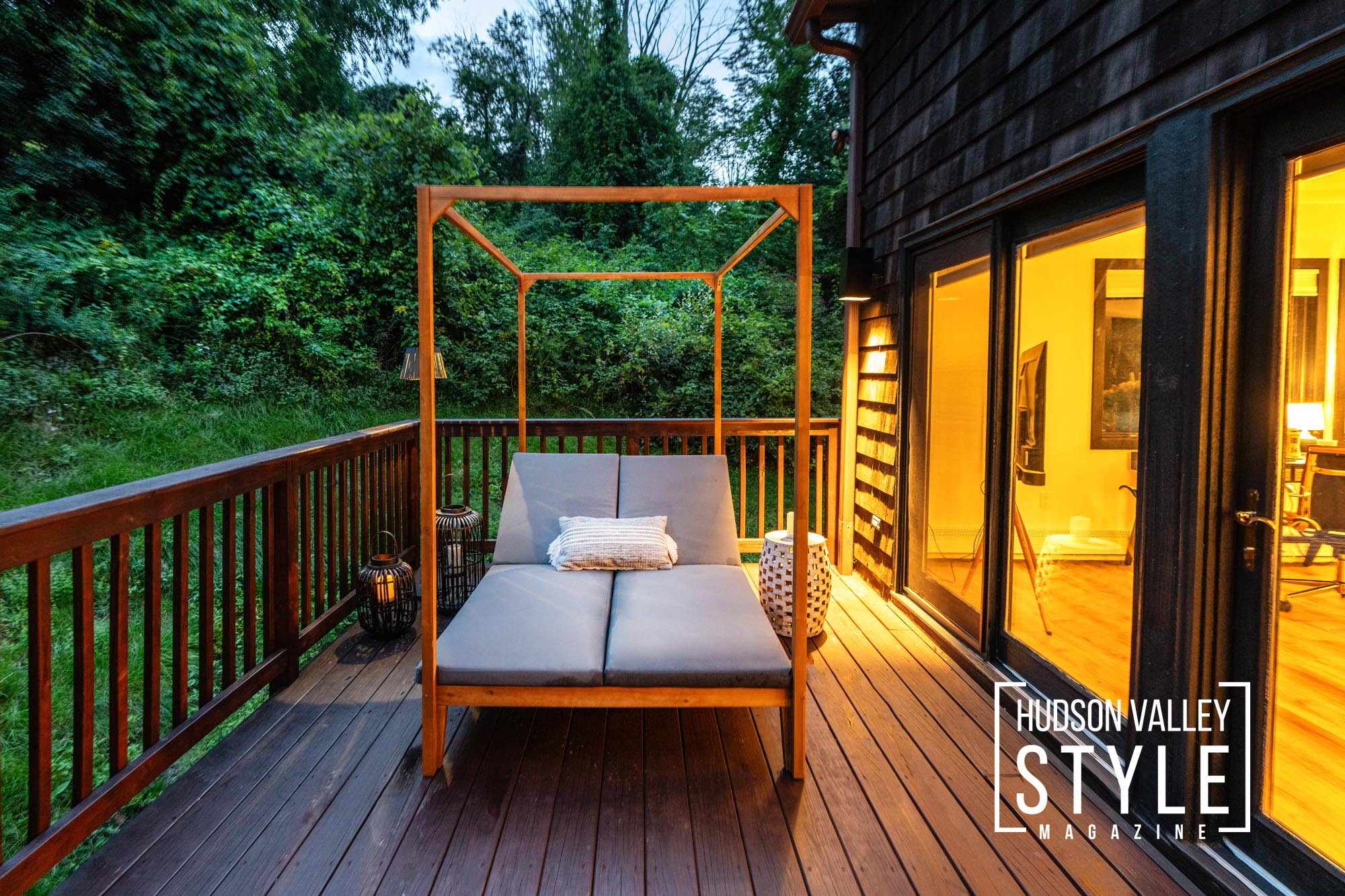 Warwick’s Twilight Serenade: The Luminous Dance of a Chalet and Nature – Exploring Hudson Valley with Photographer Maxwell Alexander – Warwick, NY – Presented by ALLUVION MEDIA – The Best Hospitality Photography in the Northeast – Airbnb Photography in Hudson Valley and Catskills