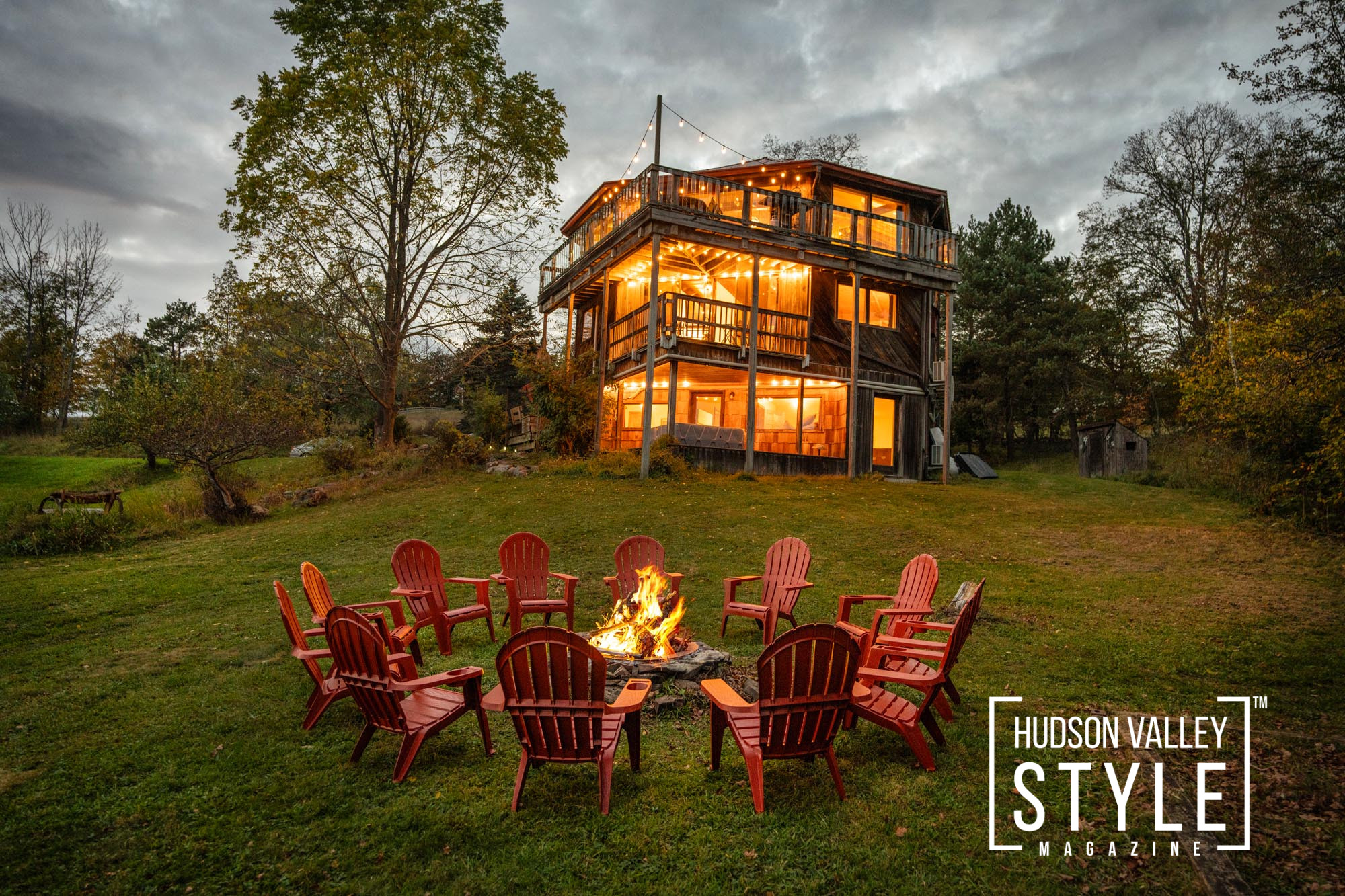 Escape to the Idyllic Rustic Cabin with a Hot Tub in the Catskill Mountains this Fall – Photography by Maxwell Alexander for Alluvion Media – Presented by Alluvion Vacations