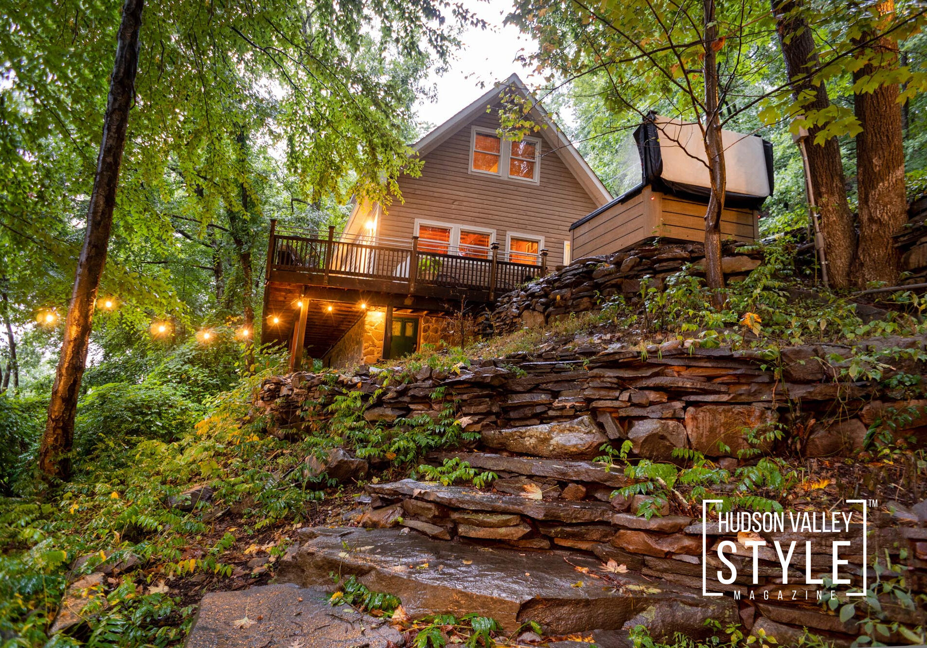 Connect with Nature and Unwind at the Hawks Nest Cabin Overlooking Delaware River